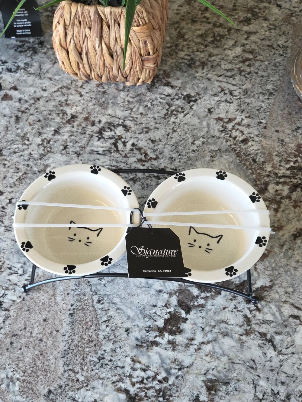 Signature Housewares Ceramic Cat Double Bowl Set